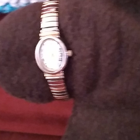 Quartz watch - Picture 3 of 3